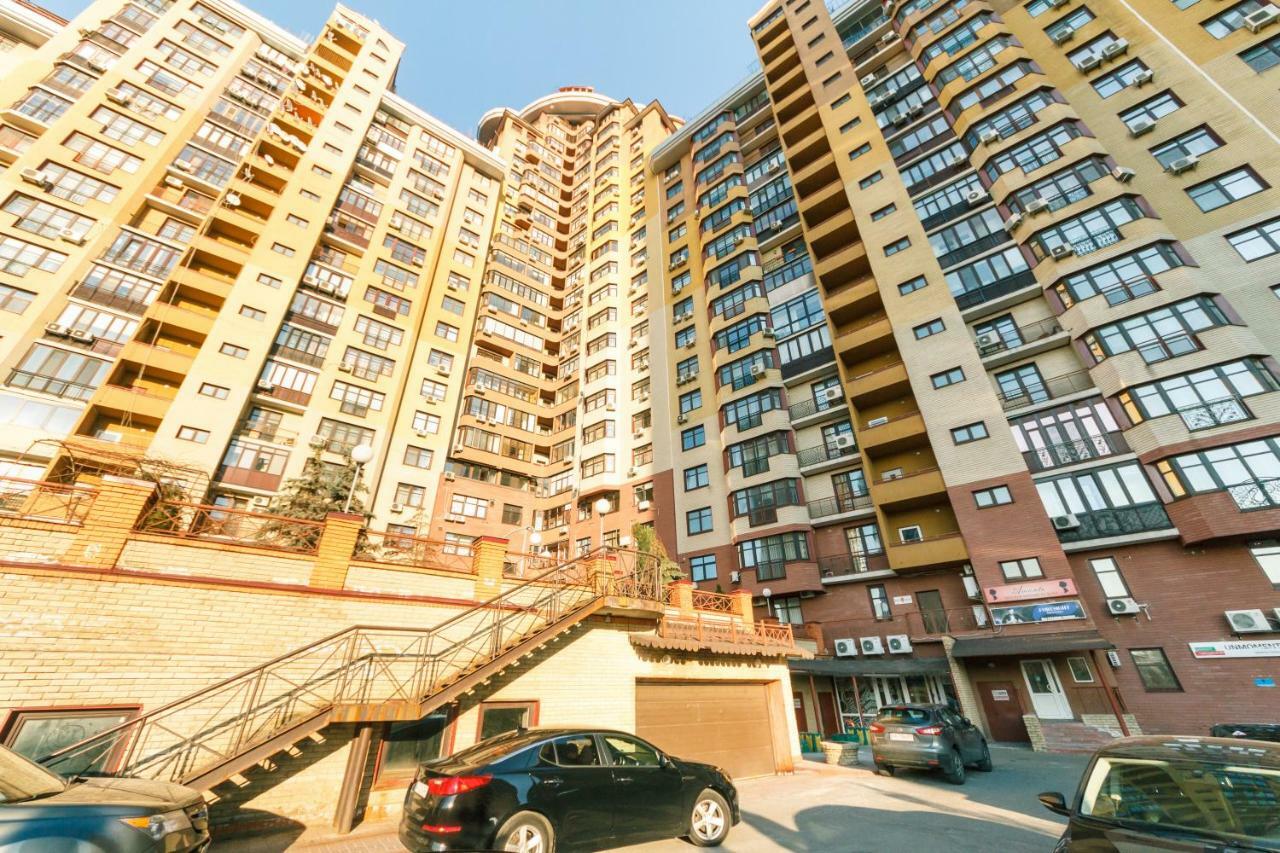 3 Комнатные Апартаменты В Центре Печерска Kiev Eksteriør bilde